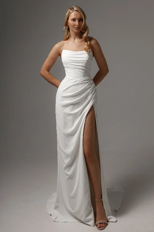 Sheath Wedding Dress Jelena with Leg Slit