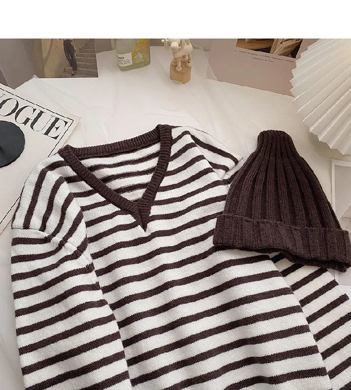 Vintage V-neck striped long sleeve top with knitted cold hat  6029