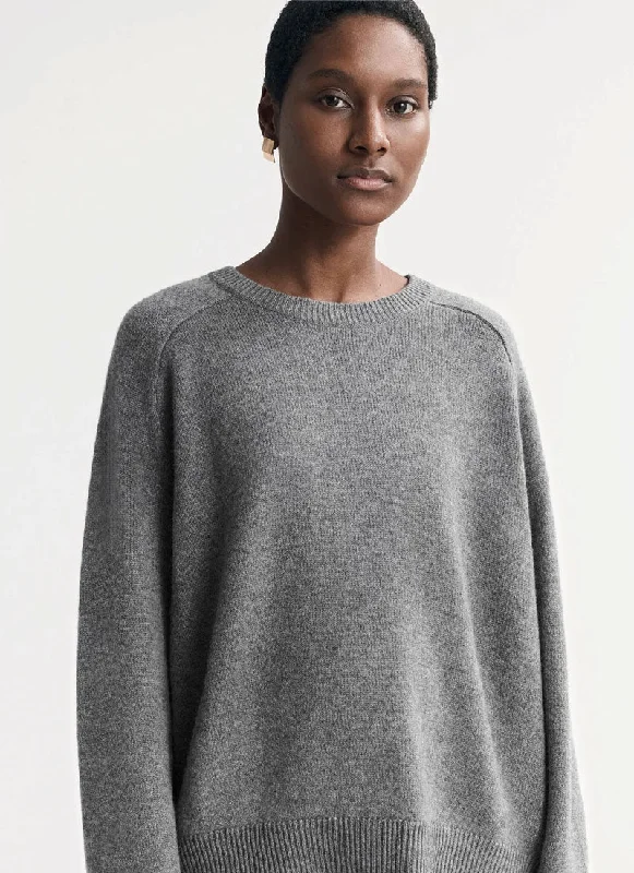 Boyfriend O-Neck Cashmere Sweater